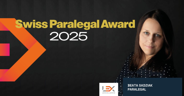 Beata Sadziak from LEXCELLENCE AG receives the Swiss Paralegal Award 2025